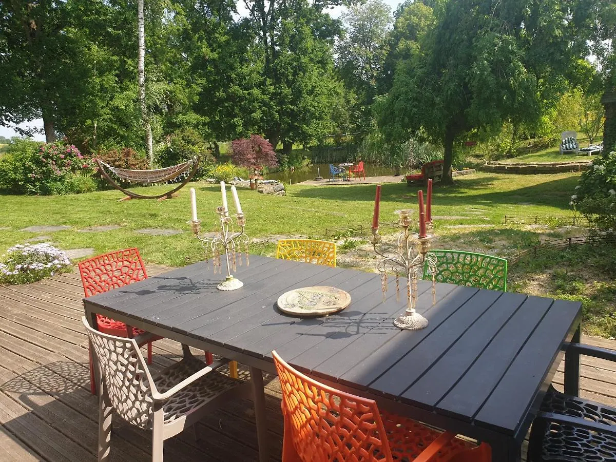 Ty Coeur Bed and Breakfast Bais  0*, Bais (Ille-et-Vilaine) Γαλλία